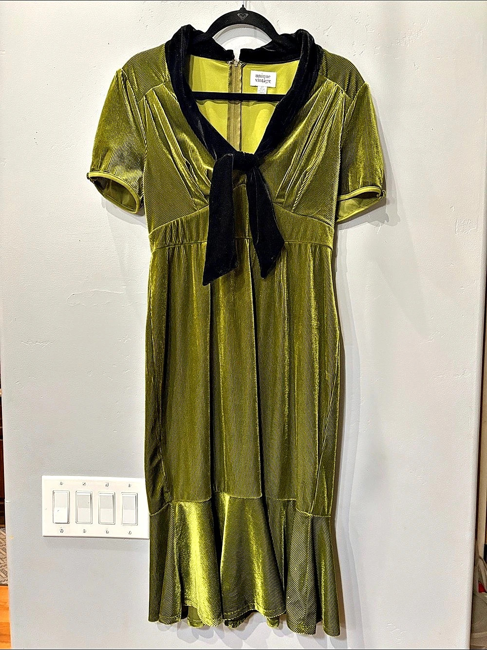 Unique Vintage Olive Green Velvet Midi Dress L Black Bow Retro 40s Style